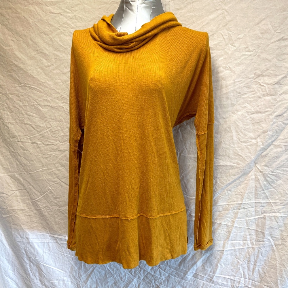 Bordeaux Cowlneck 3/4 Sleeve Top - XS